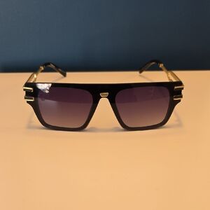 Stylish Black and Gold Sunglasses
